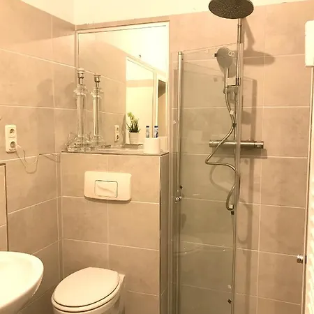 Apartment Fuer Bis Zu 11 Personen